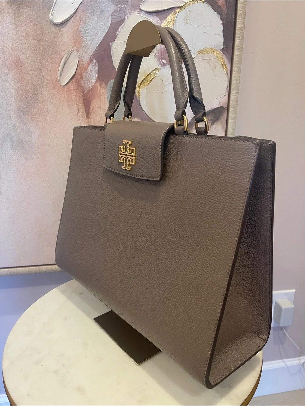 Tory Burch elegant pebbled